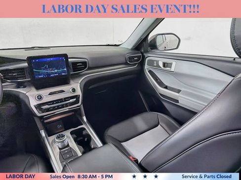 Used 2023 Ford Explorer XLT w/ Equipment Group 202A AWD/4WD image 24