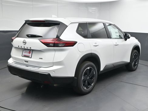 New 2026 Nissan Rogue SV image 8