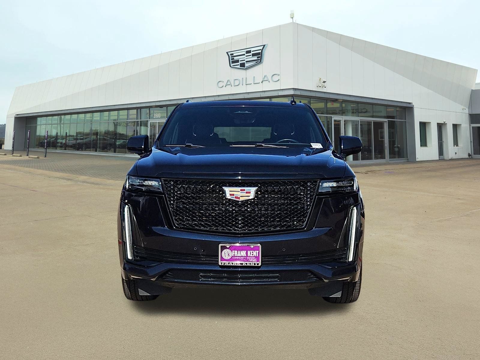 Used 2023 Cadillac Escalade Sport AWD/4WD image 2
