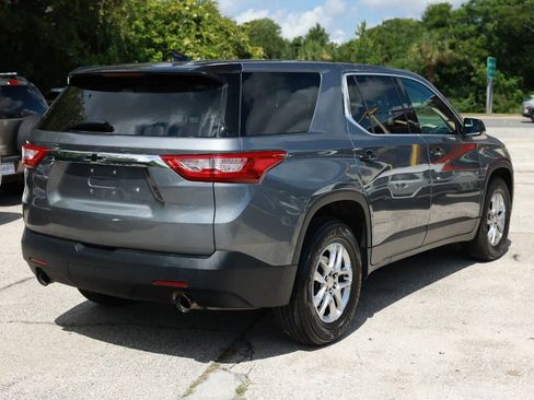 Used 2019 Chevrolet Traverse LS FWD image 8