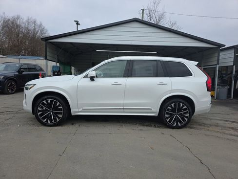 New 2026 Volvo XC90 B6 Ultra image 16