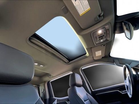 Used 2022 GMC Sierra 1500 SLT w/ SLT Premium Plus Package image 19