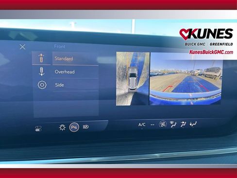 Used 2024 Buick Envision Preferred image 32