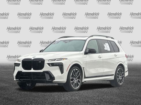 Certified 2025 BMW X7 M60i w/ Climate Comfort Package image 9