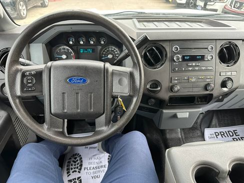 Used 2015 Ford F250 XL w/ Power Equipment Group RWD image 8