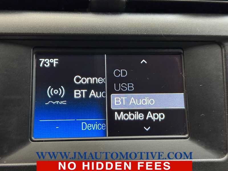 Used 2018 Ford Fusion SE FWD image 25