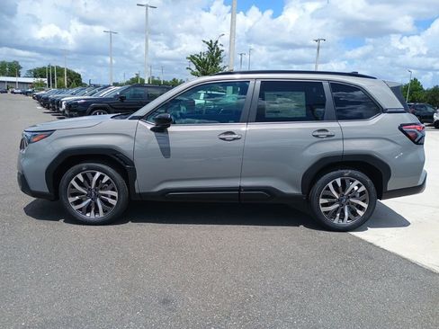 New 2026 Subaru Forester Touring AWD/4WD image 3