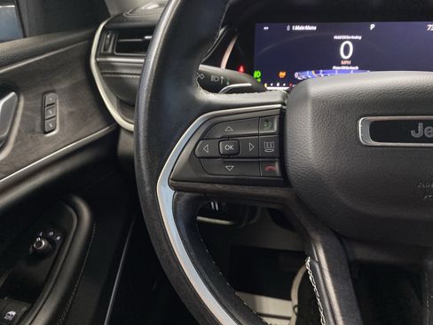 Certified 2021 Jeep Grand Cherokee L Limited image 22