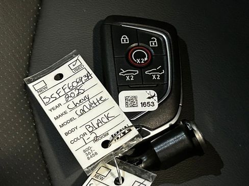 Used 2025 Chevrolet Corvette Stingray image 42