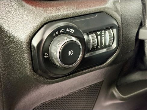 Used 2021 Jeep Wrangler Unlimited Rubicon w/ Dual Top Group image 10