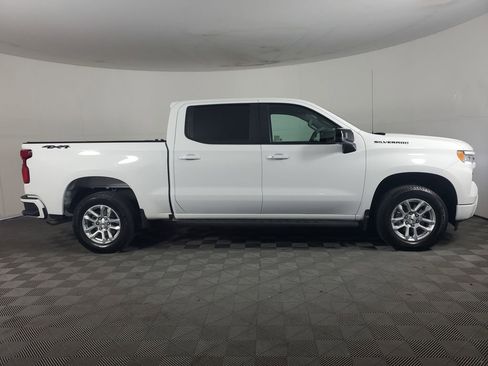 Used 2024 Chevrolet Silverado 1500 RST AWD/4WD image 3
