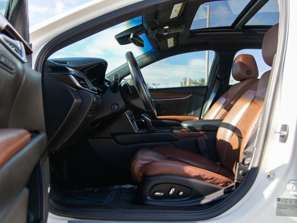 Used 2015 Cadillac XTS Luxury w/ Driver Awareness Package FWD image 19