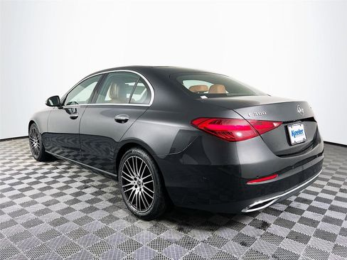 Used 2025 Mercedes-Benz C 300 4MATIC Sedan image 4