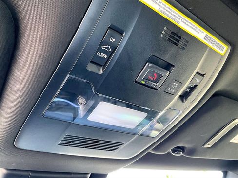 Used 2020 Lexus UX 200 w/ Premium Package image 33