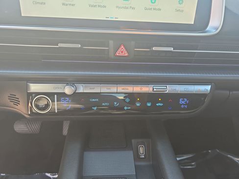 Used 2024 Hyundai Ioniq 6 SEL RWD image 23