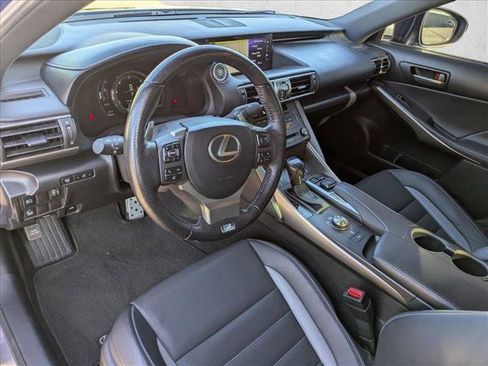 Used 2020 Lexus IS 300 F Sport image 9