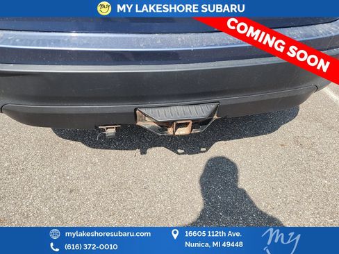 Used 2017 Toyota Highlander XLE AWD/4WD image 13