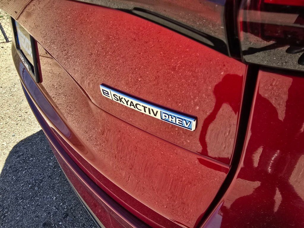 New 2026 MAZDA CX-90 Plug-In Hybrid w/ Preferred AWD/4WD image 11
