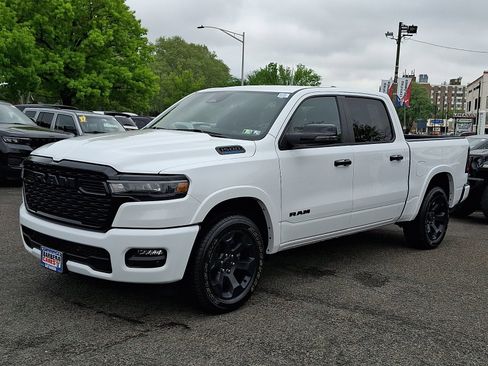 Used 2025 RAM 1500 Big Horn AWD/4WD image 3