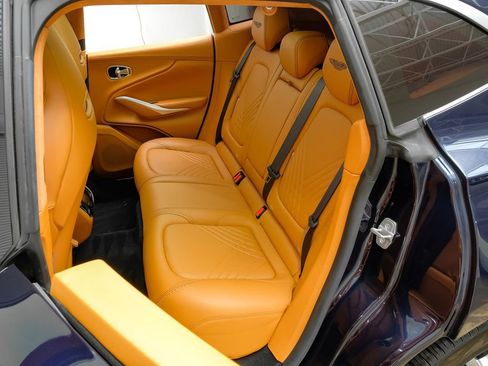 Used 2021 Aston Martin DBX image 34