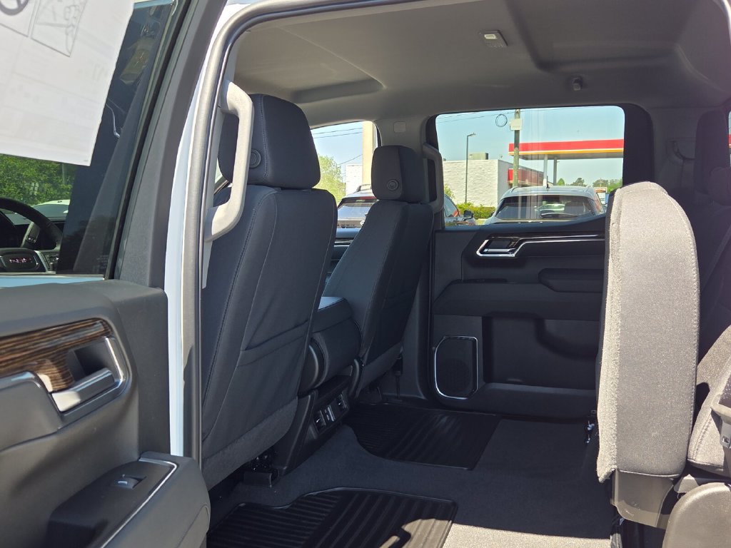 New 2026 GMC Sierra 1500 SLE w/ Preferred Package AWD/4WD image 5