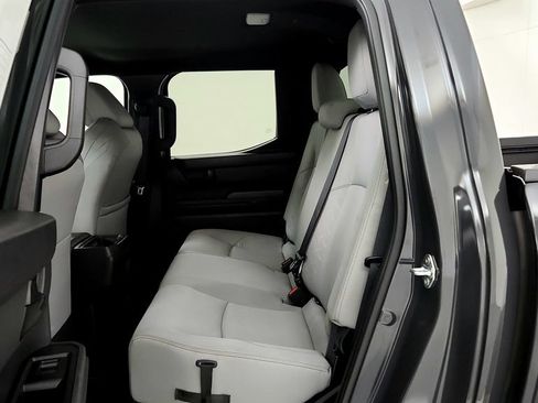 Certified 2025 Toyota Tacoma SR5 AWD/4WD image 20