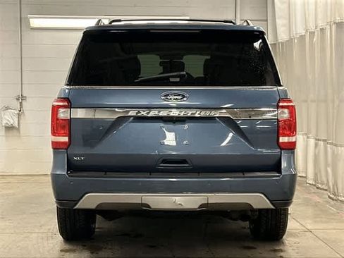 Used 2018 Ford Expedition XLT w/ Equipment Group 202A image 4