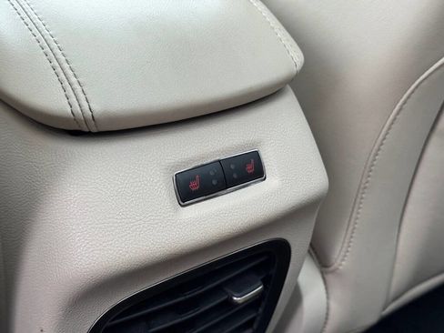 Used 2019 Lincoln MKC Reserve w/ MKC Climate Package image 7