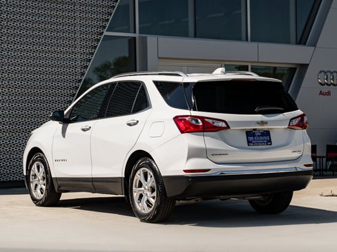 Used 2020 Chevrolet Equinox Premier FWD image 5