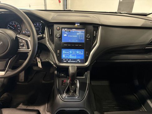 Used 2020 Subaru Outback AWD/4WD image 17