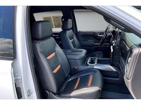 Used 2022 GMC Sierra 1500 AT4 w/ AT4 Premium Package AWD/4WD image 10
