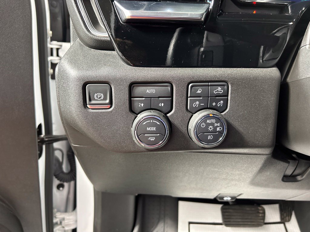 Used 2025 Chevrolet Silverado 1500 RST w/ Convenience Package II AWD/4WD image 25