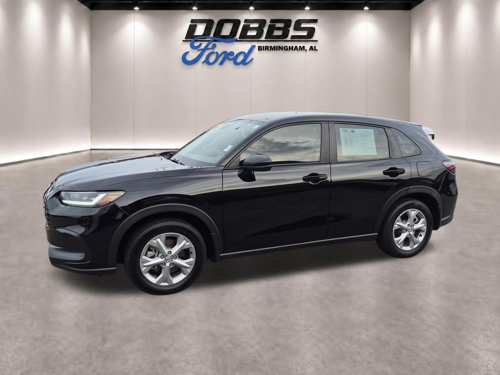 Used 2025 Honda HR-V LX image 2