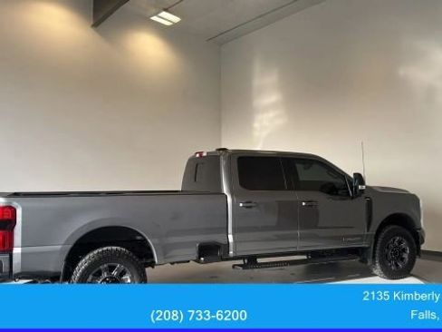 Used 2024 Ford F350 Lariat w/ Sport Appearance Package image 9
