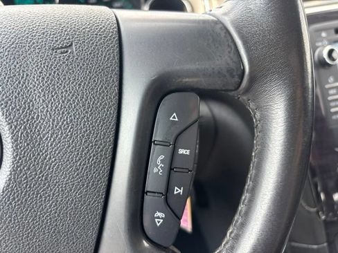 Used 2017 Buick Enclave Leather AWD/4WD image 18