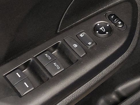 Used 2021 Honda Civic LX image 27