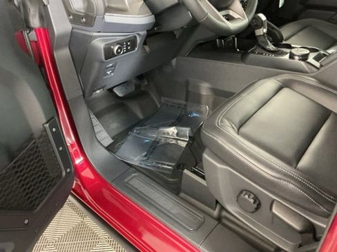 New 2025 Ford Bronco Big Bend w/ Black Diamond Package image 15