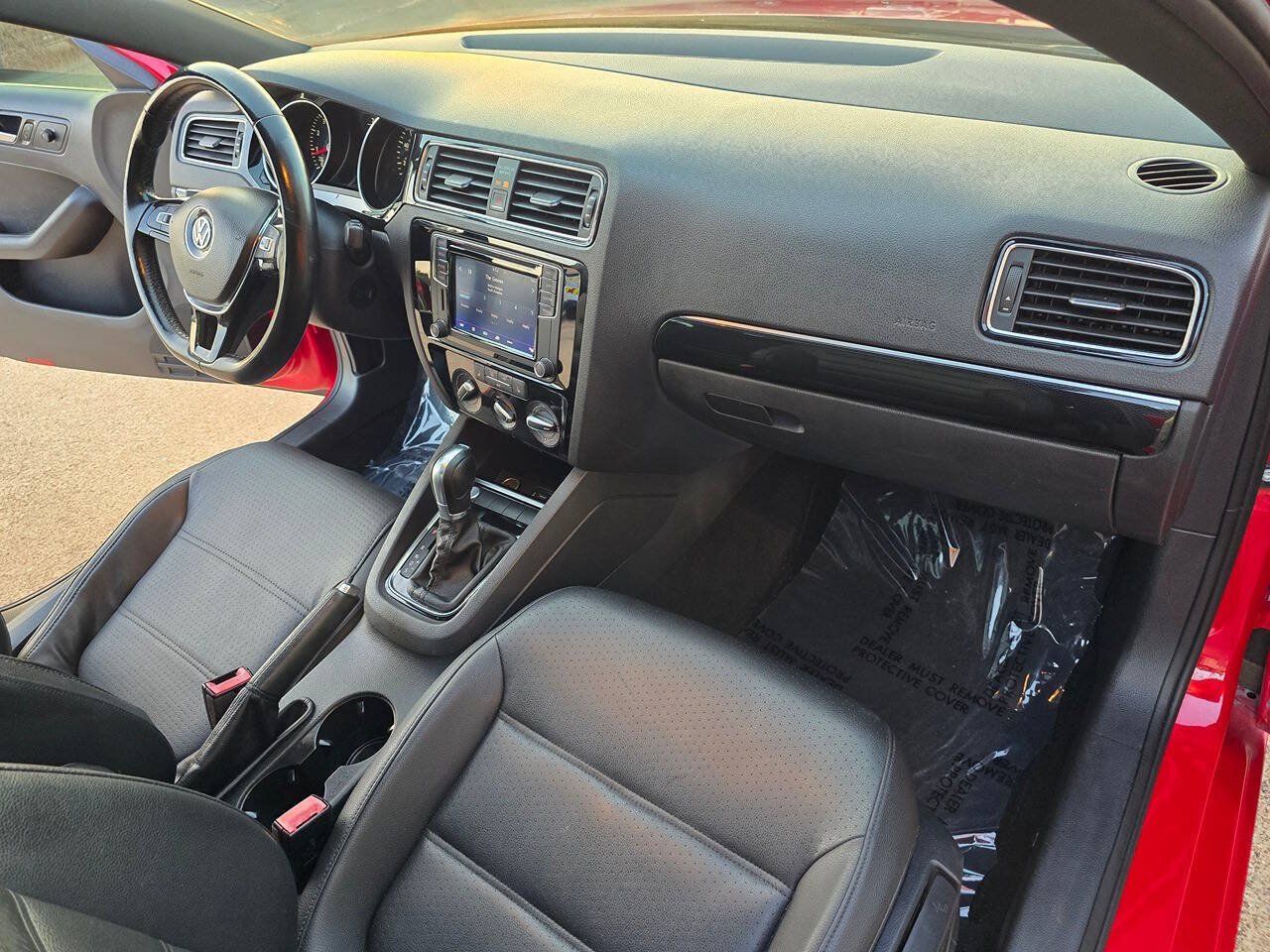 Used 2018 Volkswagen Jetta Sport FWD image 20