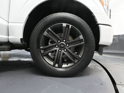 Used 2022 Ford F150 XLT w/ Equipment Group 302A High image 18