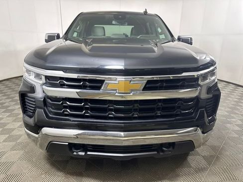 Used 2023 Chevrolet Silverado 1500 LT AWD/4WD image 8