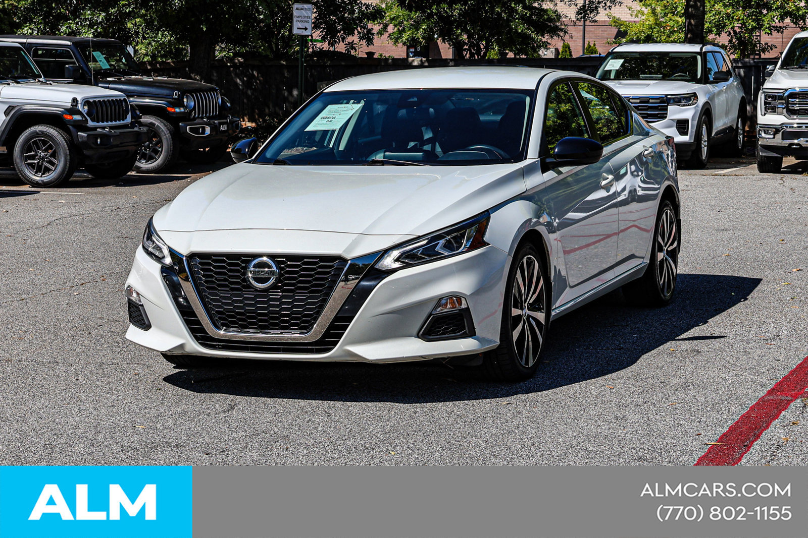 Used 2022 Nissan Altima 2.5 SR AWD/4WD image 3