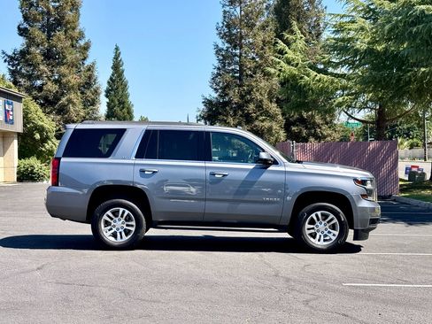 Used 2019 Chevrolet Tahoe LT AWD/4WD image 2