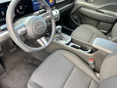 New 2026 Hyundai Kona SE FWD image 9
