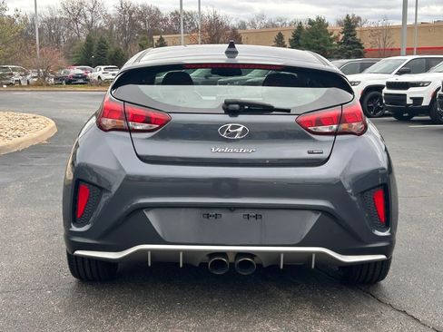 Used 2019 Hyundai Veloster Turbo R-Spec image 6