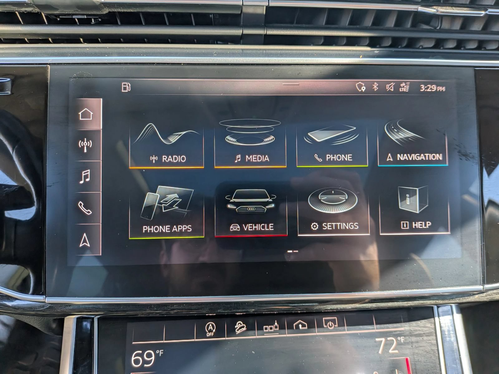 Used 2019 Audi Q8 Premium Plus w/ Premium Plus AWD/4WD image 60