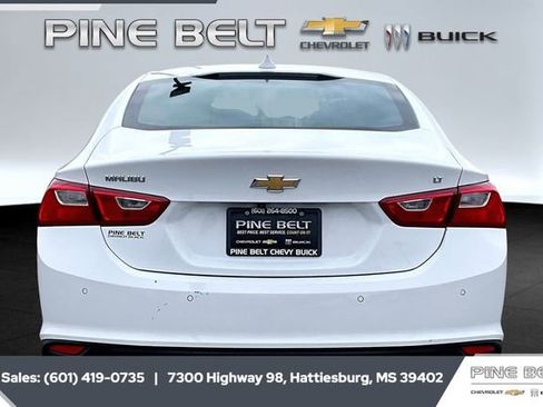 Used 2024 Chevrolet Malibu LT image 4