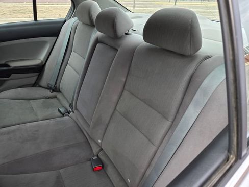 Used 2012 Honda Accord LX image 39