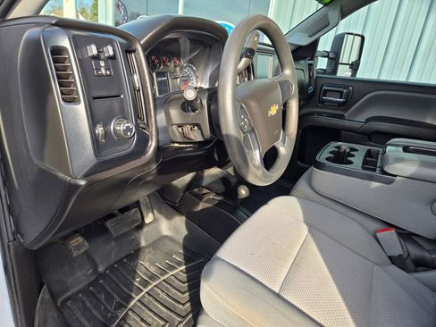 Used 2019 Chevrolet Silverado 2500 W/T w/ WT Convenience Package image 35