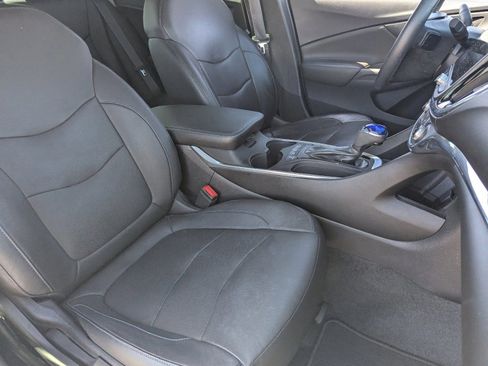 Used 2017 Chevrolet Volt Premier image 11