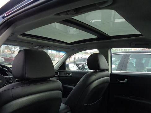 Used 2018 Kia Optima S w/ Panoramic Sunroof Package image 31